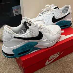Womens Nike Air Max Excee
